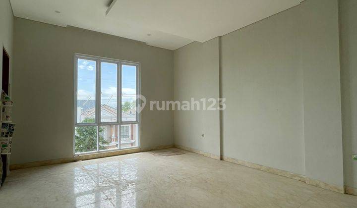 Siap Huni Rumah Cluster Venice View Bagus Laut Sudah Marmer Hadap Selatan Timur Di Jamin Termurah  1