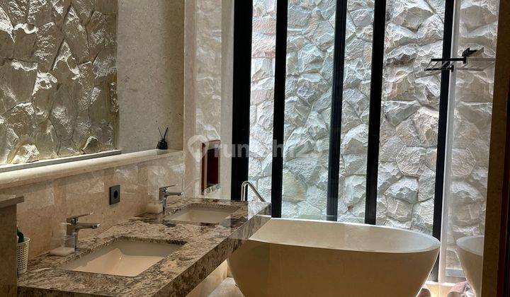 Siap Huni Rumah Hoek Sudah Fully Furnish Full Marmer Luas 483 Unit Sangat Bagus Dan Rapi 6