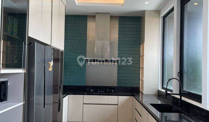 Siap Huni Rumah Hoek Sudah Fully Furnish Full Marmer Luas 483 Unit Sangat Bagus Dan Rapi 17
