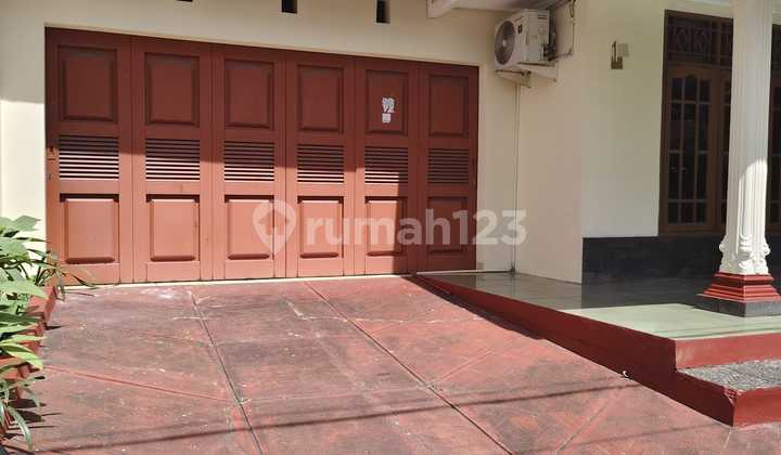 Turun Harga Rumah 1 Lantai Luas 280 Meter Bagus Unfurnished SHM di Jati Padang. Jakarta Selatan 2