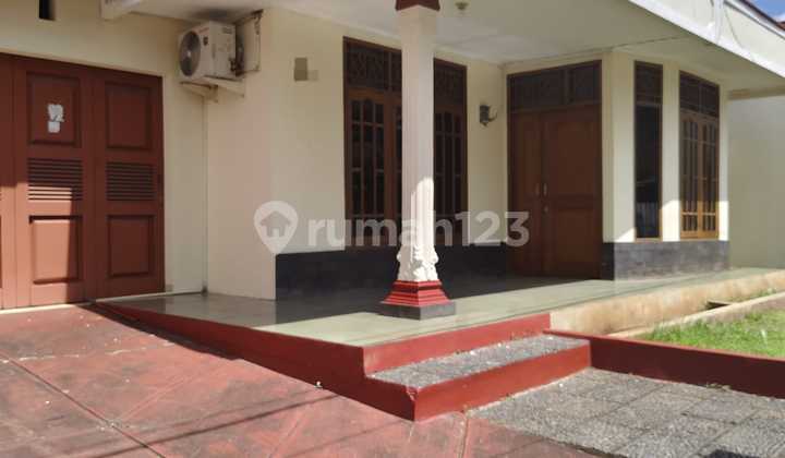 Turun Harga Rumah 1 Lantai Luas 280 Meter Bagus Unfurnished SHM di Jati Padang. Jakarta Selatan