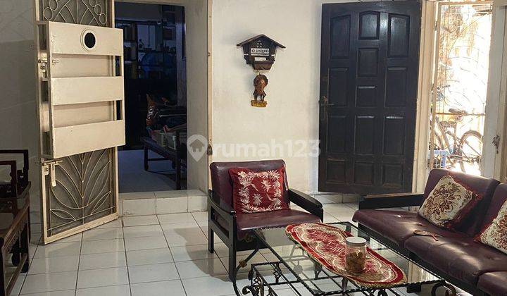 Rumah Kos Kosan Dibawah Harga Njop SHM Furnished Terawat di Pasar Baru, Jakarta Pusat 1