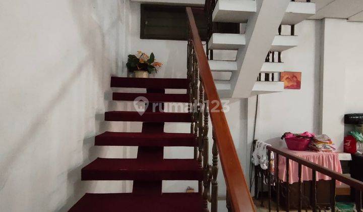 Rumah Tinggal Strategis di Daerah Glodok Cocok Untuk Usaha 7