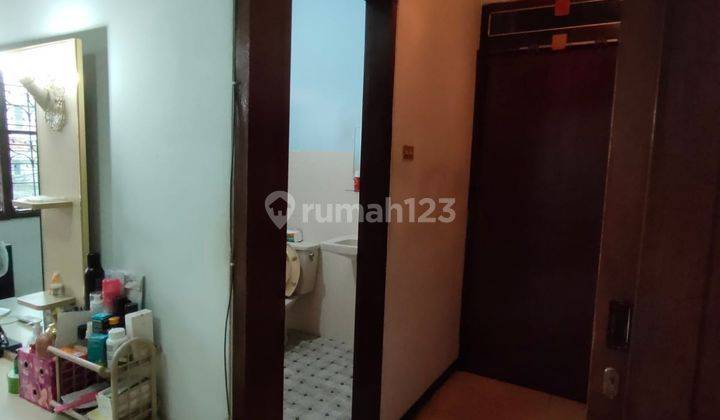 Rumah Tinggal Strategis di Daerah Glodok Cocok Untuk Usaha 9