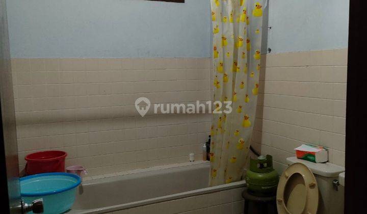 Rumah Tinggal Strategis di Daerah Glodok Cocok Untuk Usaha 10