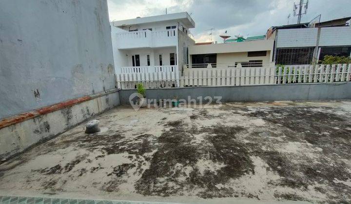 Rumah Tinggal Strategis di Daerah Glodok Cocok Untuk Usaha 13