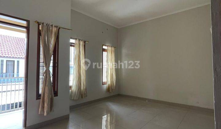 Rumah Bagus 2 Lantai di Rawasari Jakarta Pusat 4