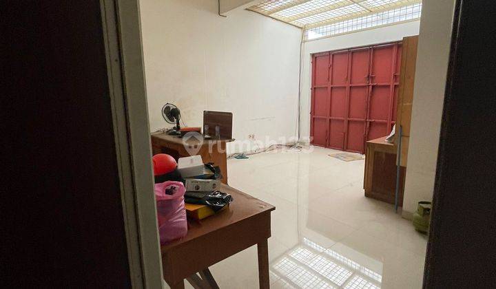 Rumah Lebar 12 Meter Minimalis Semi Furnished Lokasi Strategis 5