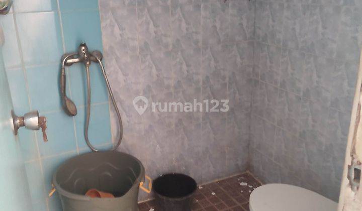 Rumah 2 Lantai Unfurnished SHM di Pondok Bambu, Jakarta Timur 2