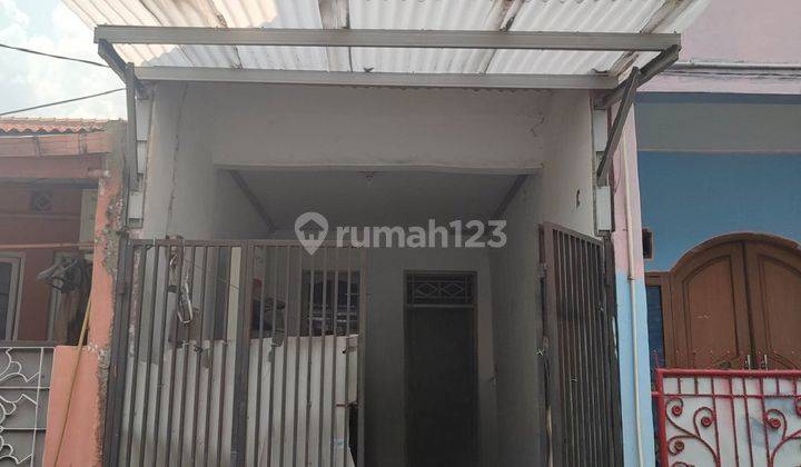 Rumah 2 Lantai Unfurnished SHM di Pondok Bambu, Jakarta Timur 1