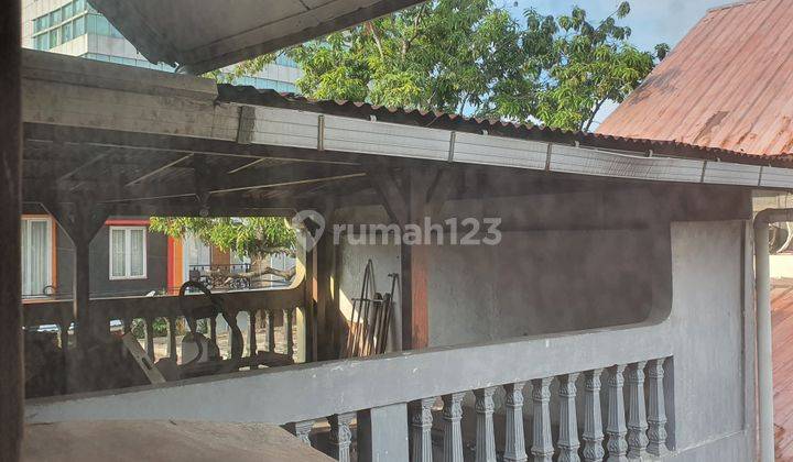 Rumah Hook di Pusat Kota Jakarta,cempaka Putih 2