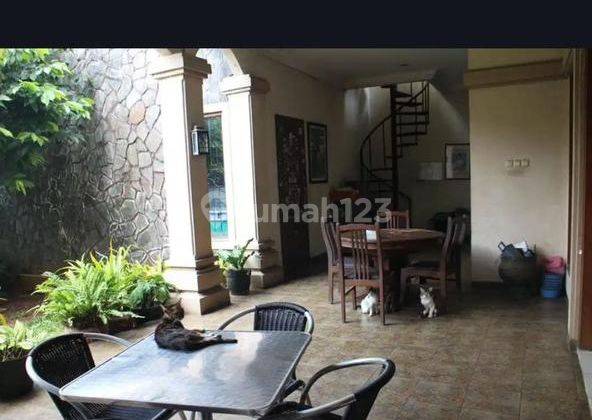 Rumah 2 Lantai Bagus Unfurnished SHM di Kemang Pratama, Bekasi 1