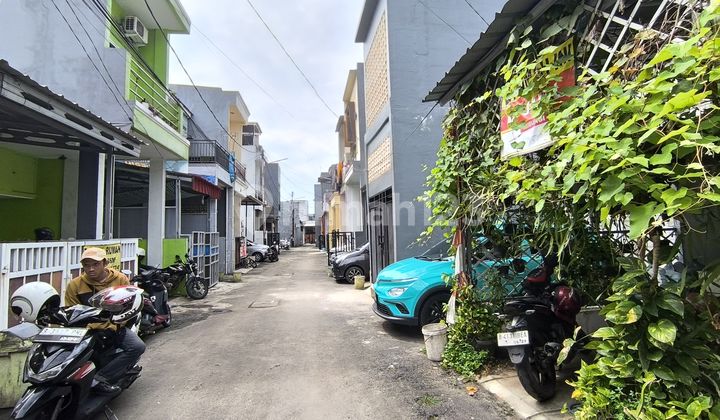 Rumah 1,5 lantai Mau Lepas Segera  Luas 36 meter kondisi Terawat SHM di Kramat Jati Jakarta Timur 2