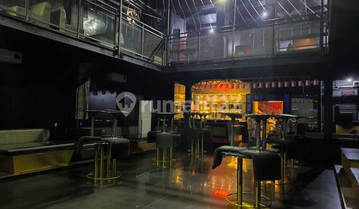 4-unit Terrace Shophouse with 1500 sqm Certificate, formerly Night Entertainment Venue and Hotel in Bekasi City. 1