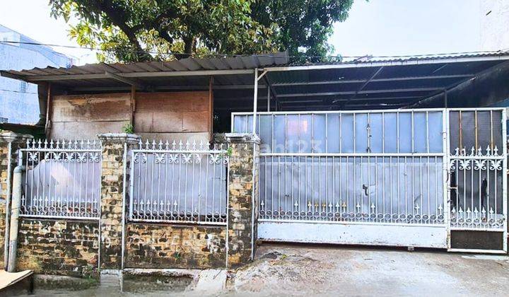 Rumah 200 meter 5 menit dari Universitas BiNUS , RS Siloam Kebon Jeruk Butuh Minim Renovasi Unfurnished SHM Kebon Jeruk, Jakarta Barat 1