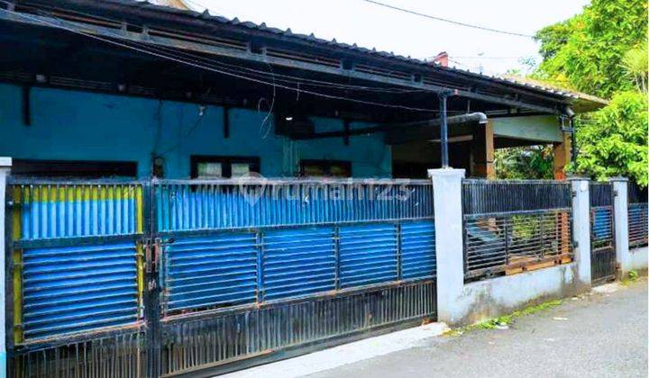 Rumah 220 meter Dekat AEON Mall Tanjung Barat dekat Universitas Indonesia Butuh Minim Renovasi SHM Unfurnished Tanjung Barat, Jakarta Selatan 2