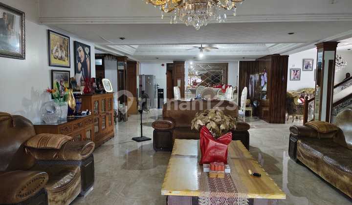 House 417 meters, 2 floors near Islamic Hospital in Cempaka Putih Housing Complex, Central Jakarta