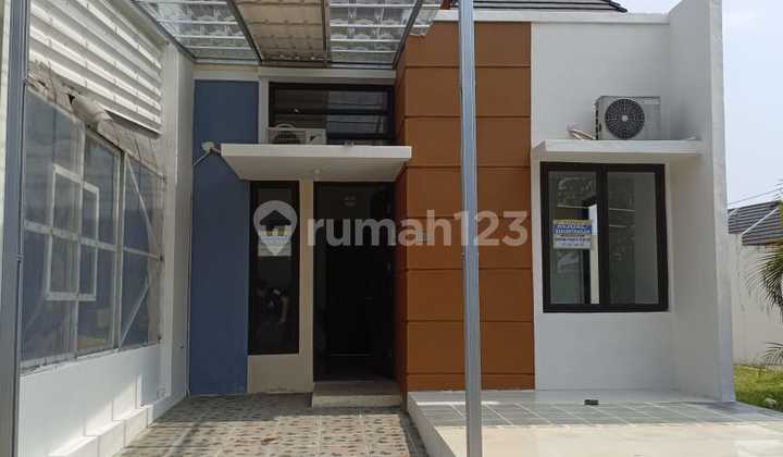 Rumah minimalis Cluster Bali Resort 1 lantai 3 kamar tidur luas 138 meter nyaman fasilitas kolam renang di perumahan Bogor , Jabar Rumah minimalis Cluster Bali Resort 1 lantai 3 kamar tidur luas 138 meter nyaman fasilitas kolam renang di perumahan Bogor , Jabar
