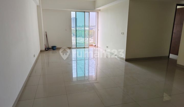 Apartment Sherwood dijual 3 BR lantai rendah unfurnished di Kelapa Gading Jakarta Utara 1