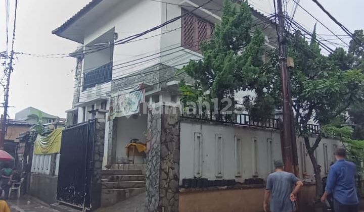 2-Storey House with SHM, Strategically Located Near Mampang Toll, Residential Complex in South Jakarta