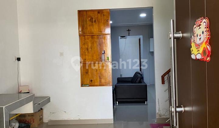 Rumah Bagus SHM 3 lantai luas 120 meter lebar 6 meter di cluster Green Ara Harapan Indah, Bekasi 2