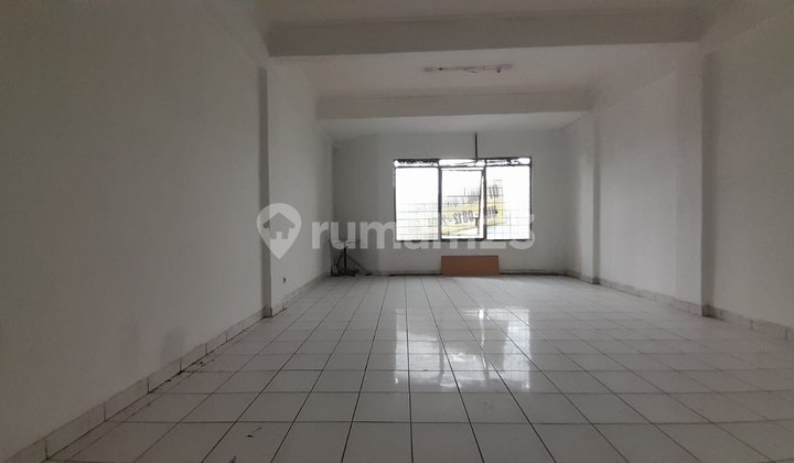 Butuh uang disewakan ruko di cikutra cocok untuk usaha 3