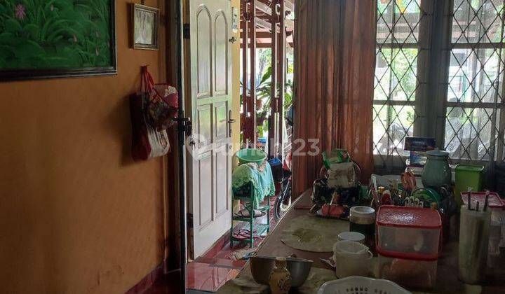 Rumah Lama Terawat Siap Huni Strategis di Arcamanik 2