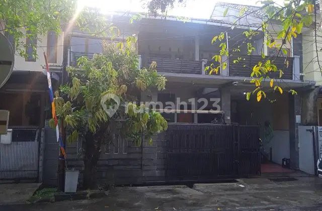 Affordable flood-free ready-to-live house in Arcamanik Endah.