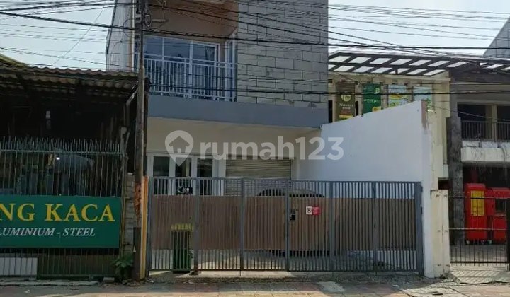 Rumah Mainroad Murah Sayap Bkr Buah Batu Strategis Cocok untuk Kantor Usaha