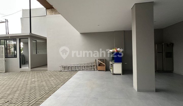 Rumah lux setiabudi regency sangat nyaman view asri murah 2