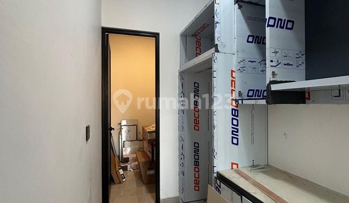 Affordable new strategic house in Cisitu Dago, rare find. 2