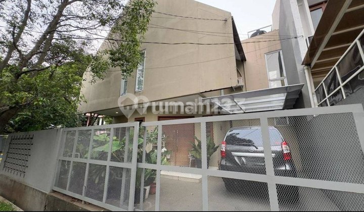 Rumah lux murah batununggal posisi hook full furnished jarang ada