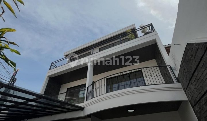Rumah cantik murah jarang ada sayap bkr strategis 