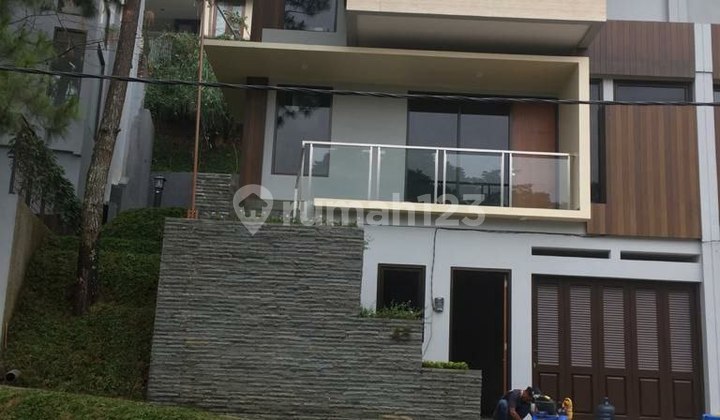Rumah nyaman dago resort lingkungan asri murah jarang ada