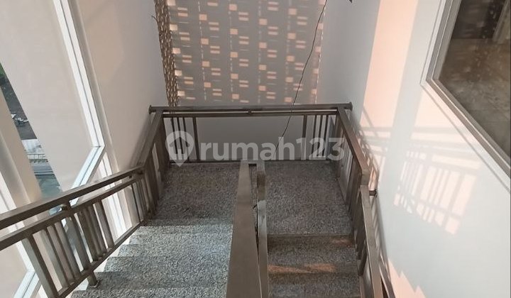 Rumah lux bangunan baru dago resort view cantik prime locations 2