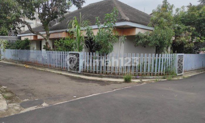 Rumah siap huni murah posisi hook komplek nyaman jarang ada Rumah siap huni murah posisi hook komplek nyaman jarang ada