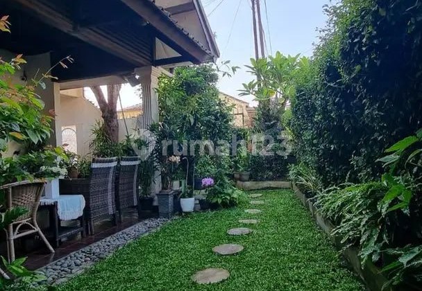 Affordable move-in ready house in Arcamanik, Cisaranten, a rare strategic location. 2