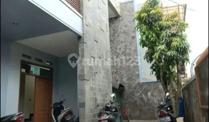 Boarding house with full occupancy, strategic location, good investment, rarely available. 2