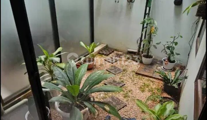 Rumah siap huni setra duta murah jarang ada strategis 2