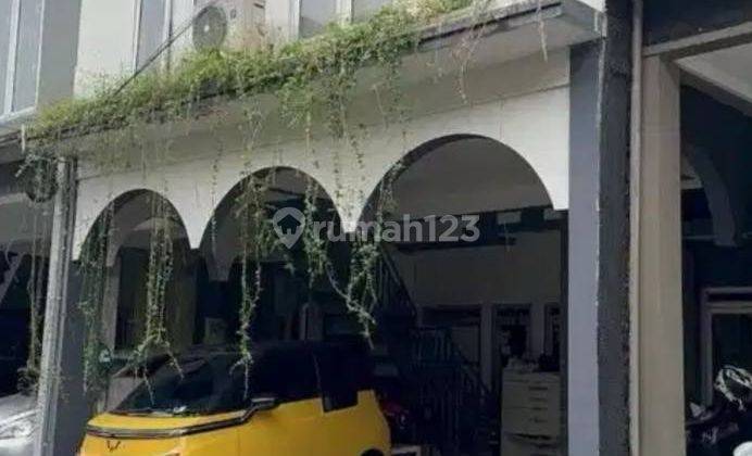 Rumah Siap Huni Dalam Komplek One Gate Antapani 1