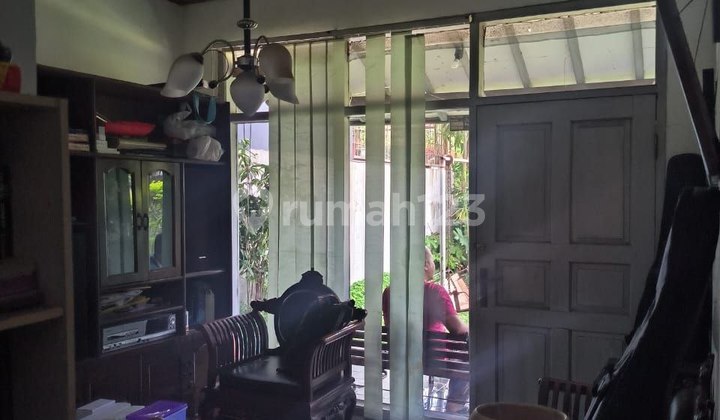 Rumah hitung tanah sayap bkr pusat kota murah strategis 2