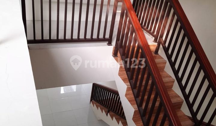 Ready-to-occupy twin houses, cheap, in Buahbatu, BKR Wing. 2