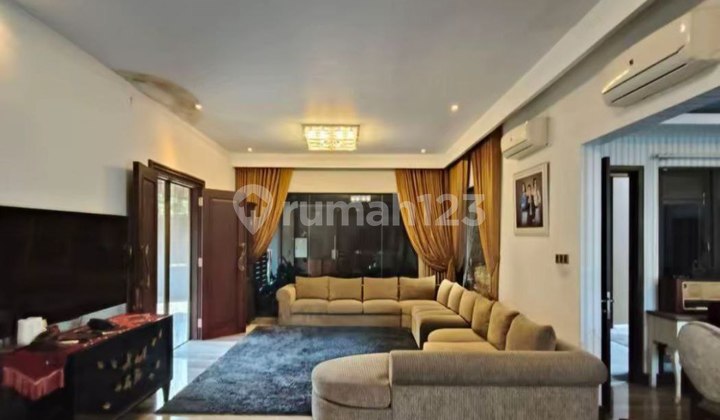 Strategic luxury house in Cijagra, city center, rare and affordable. 2