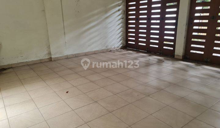 Rumah huk semi minimalis tdk bnjr 5