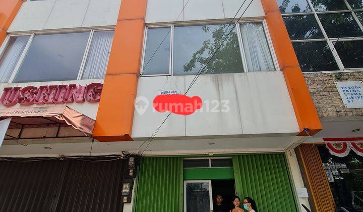 Ruko strategis  dekat jalan utama dan bs bimbel.resto atau usaha 1