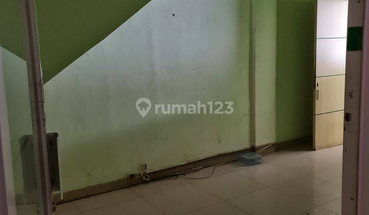 Ruko strategis  dekat jalan utama dan bs bimbel.resto atau usaha 4