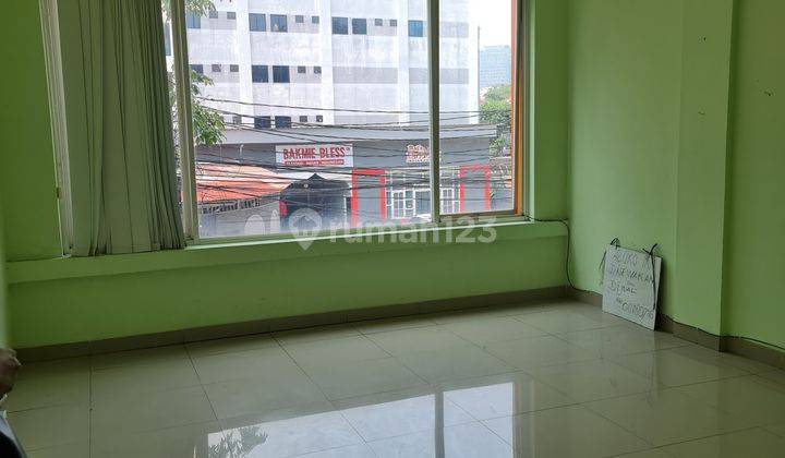 Ruko strategis  dekat jalan utama dan bs bimbel.resto atau usaha 5
