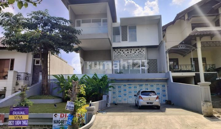 New House within a complex and neatly arranged resort with facilities. New House within a complex and neatly arranged resort with facilities.