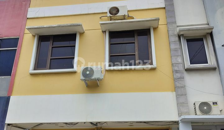 Ruko Hadap Selatan 3 Lantai Lebar 6M Cocok Kntr