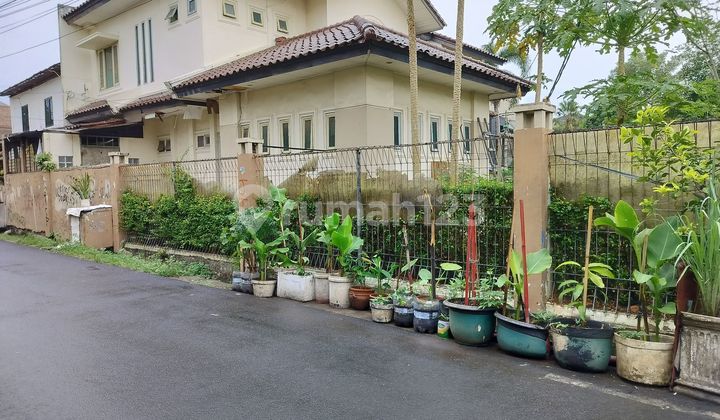 2-story house suitable for boarding and close to public facilities